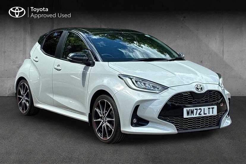 Toyota Yaris 1.5 Hybrid Gr Sport Cvt Grey