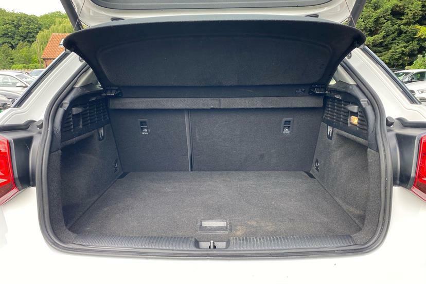 Audi Q2 Epsom Grey #10
