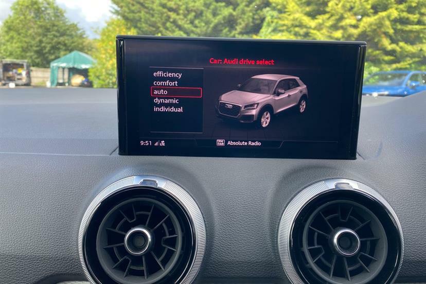 Audi Q2 Epsom Grey #33