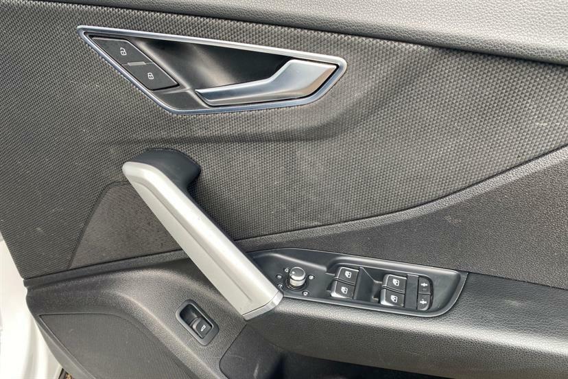 Audi Q2 Epsom Grey #15