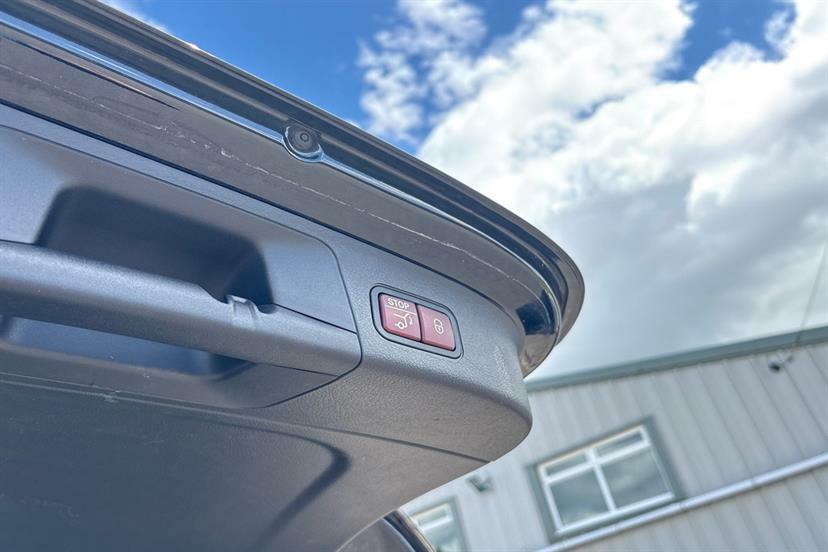 Mercedes-Benz EQA 2021 71 Eqa Silver #35