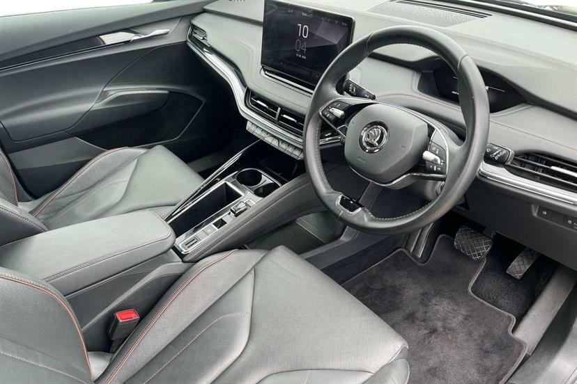 Skoda ENYAQ 132Kw 60 Ecosuite 62Kwh 120Kw Black #4