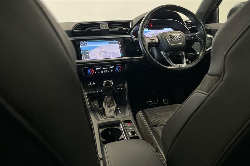 Audi Q3 Tdi S Line Black #27
