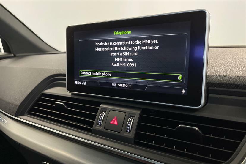 Audi Q5 S Line Black #20