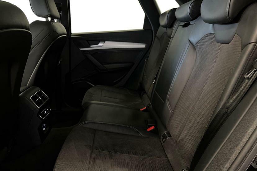 Audi Q5 S Line Black #7