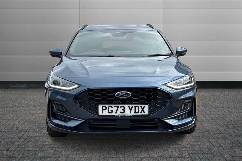 Ford Focus 1.0 Ecoboost Titanium 2023 Red #7