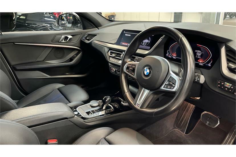 BMW 1 Series 116D M Sport Step Live Cockpit Pro White #4