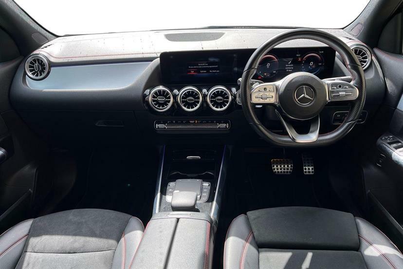 Mercedes-Benz EQA 300 4Matic 168Kw Amg Line 66.5Kwh Black #6