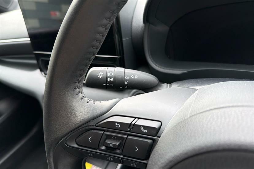 Toyota Yaris Excel Black #30