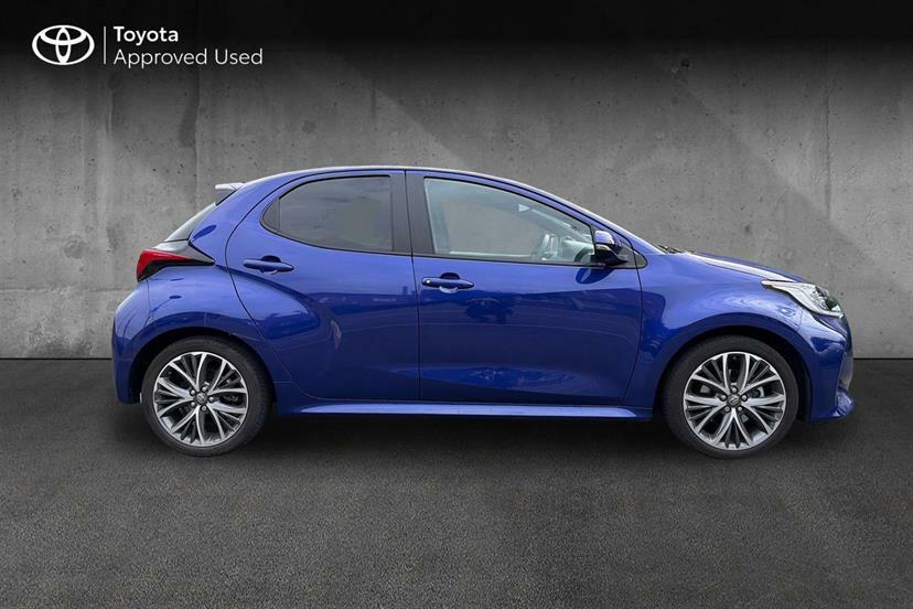 Toyota Yaris Excel Black #15