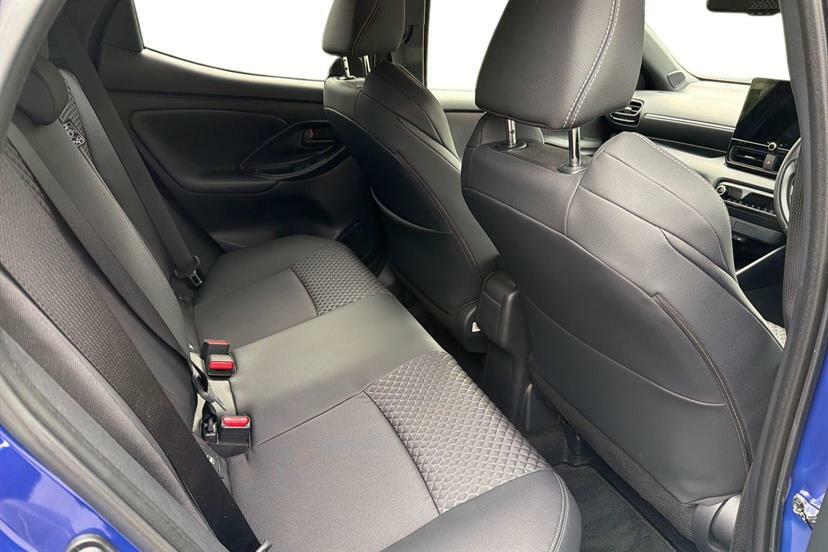 Toyota Yaris Excel Black #12