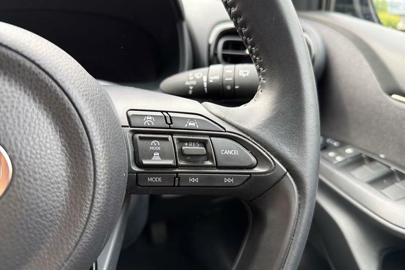 Toyota Yaris Excel Black #38