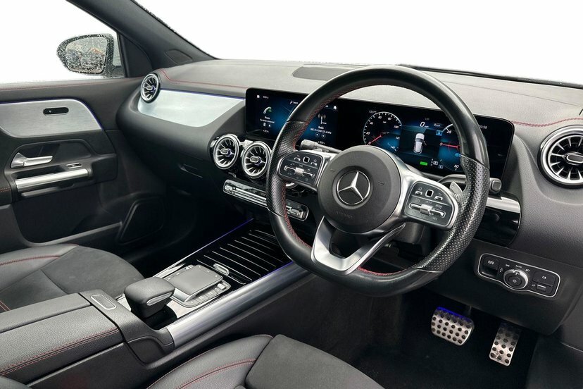 Mercedes-Benz EQA Eqa 300 66.5Kwh Amg Line Suv 4Ma PO22USN White #5