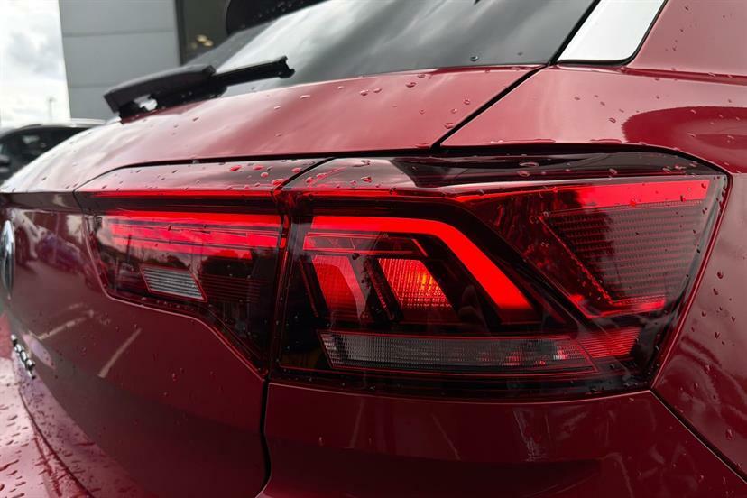 Volkswagen T-Roc Style Black #18