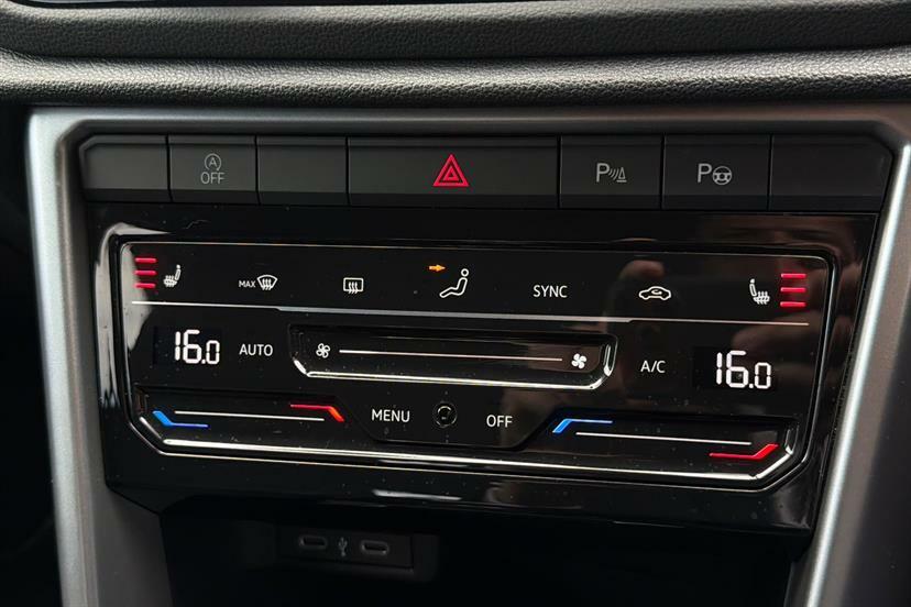 Volkswagen T-Roc Style Black #9