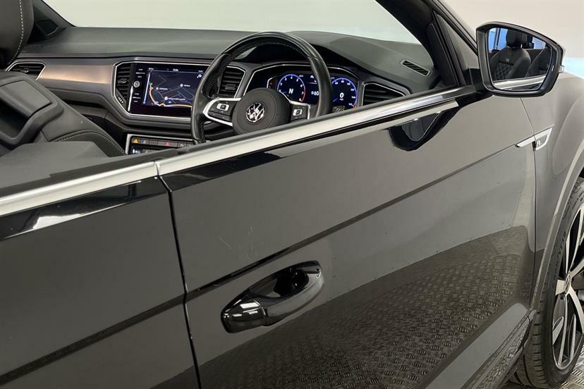 Volkswagen T-Roc Active Black #29