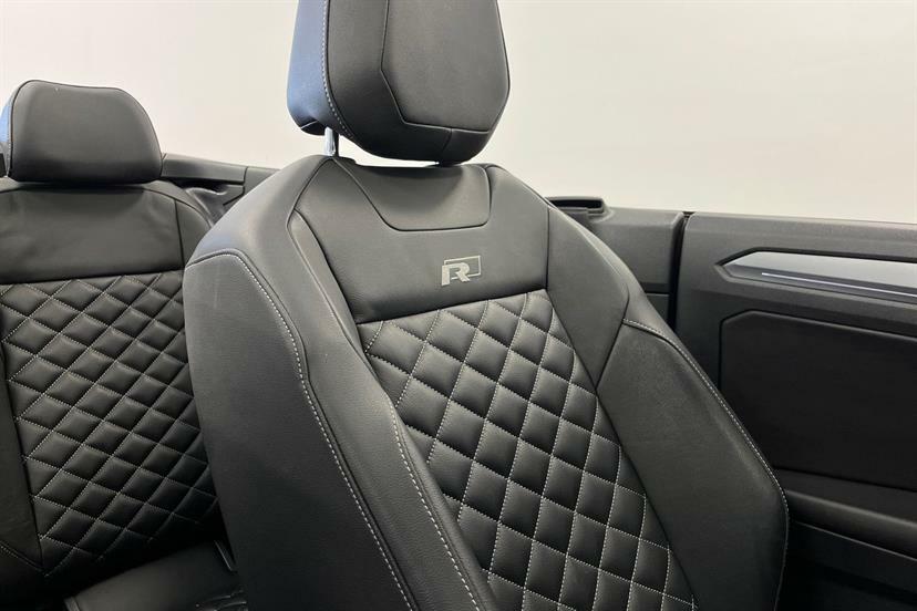 Volkswagen T-Roc Active Black #20