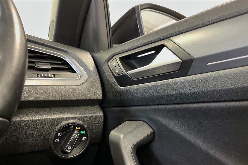 Volkswagen T-Roc Active Black #25