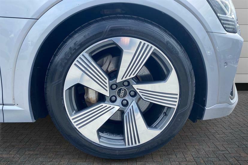 Audi E-tron 300Kw 55 Quattro 95Kwh S Line Cs Silver #5