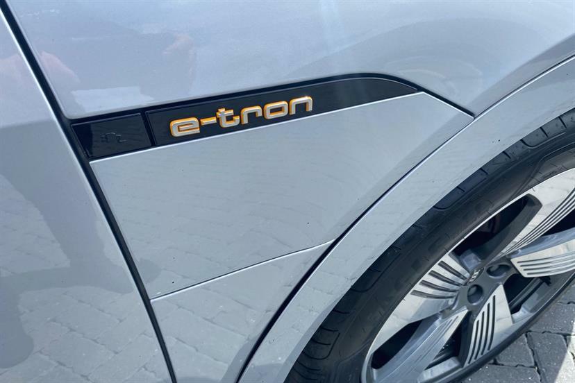 Audi E-tron Suv Black #14