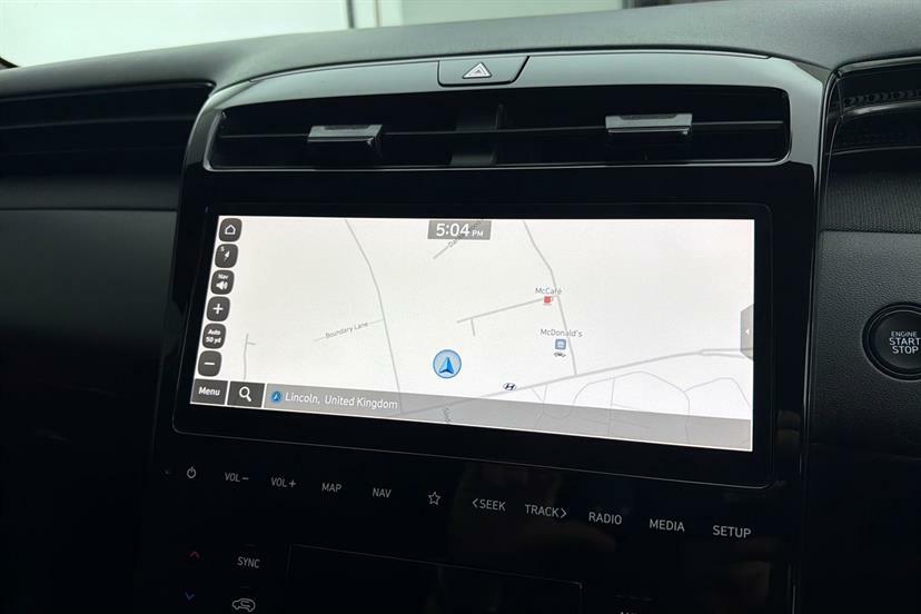 Hyundai Tucson Se Connect Red #36