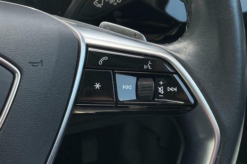 Audi E-tron E-tron Black Edition 50 Quattro Grey #34