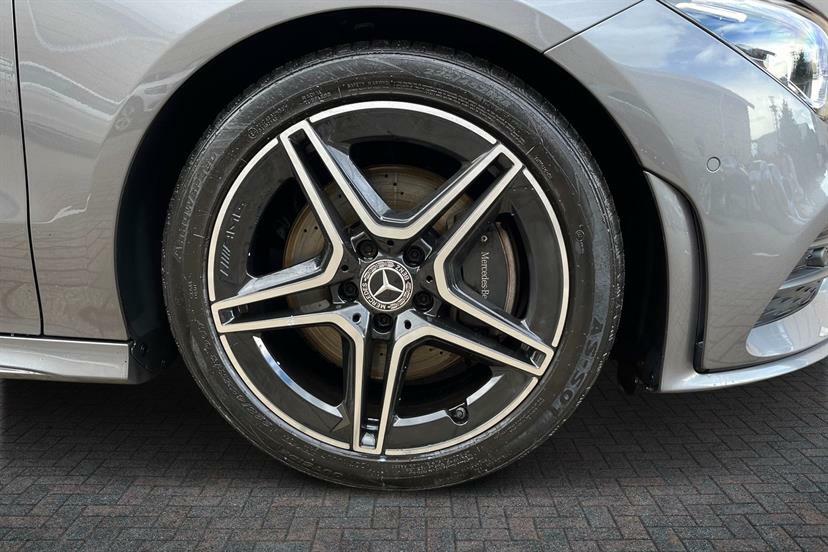 Mercedes-Benz CLA Class 200 Amg Line Premium Tip Grey #3