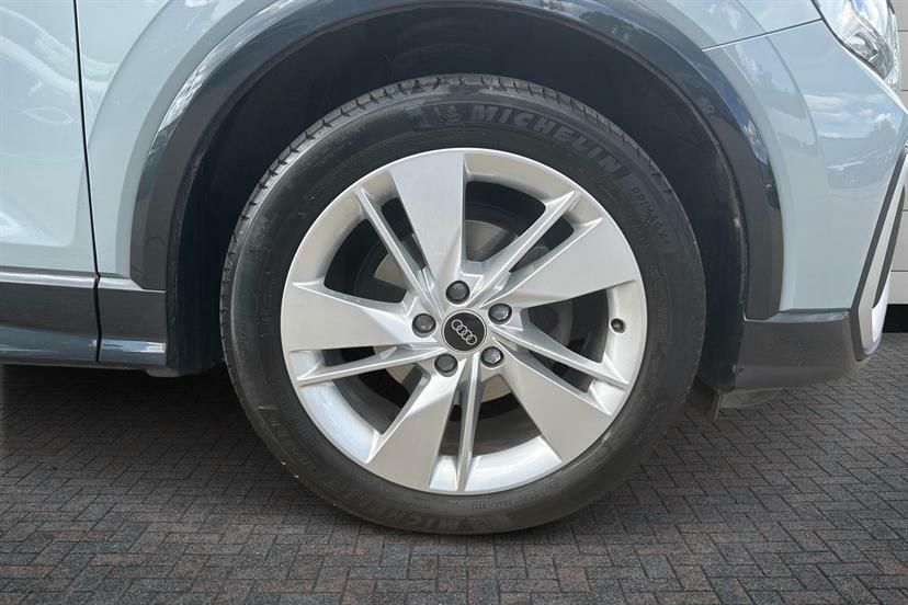 Audi Q2 35 Tfsi S Line S Tronic Cs Grey #5