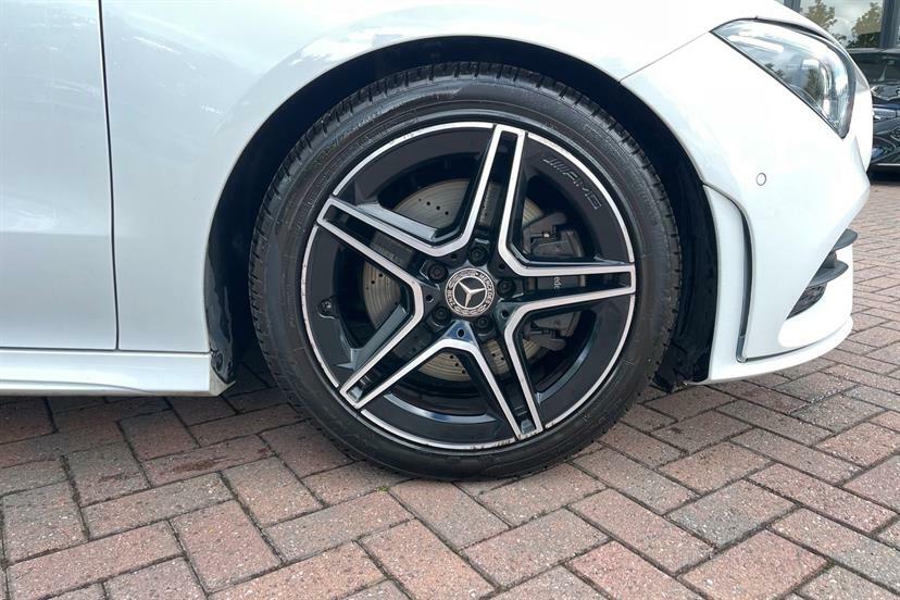 Mercedes-Benz CLA Class 200 Amg Line Premium Tip White #2