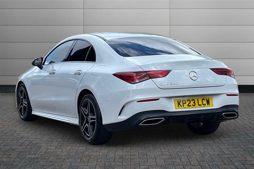 Mercedes-Benz CLA Class 200 Amg Line Premium Tip White