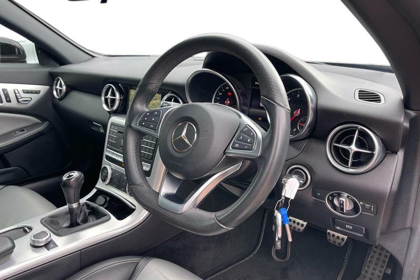 Mercedes-Benz SLC 200 Final Edition Black #5
