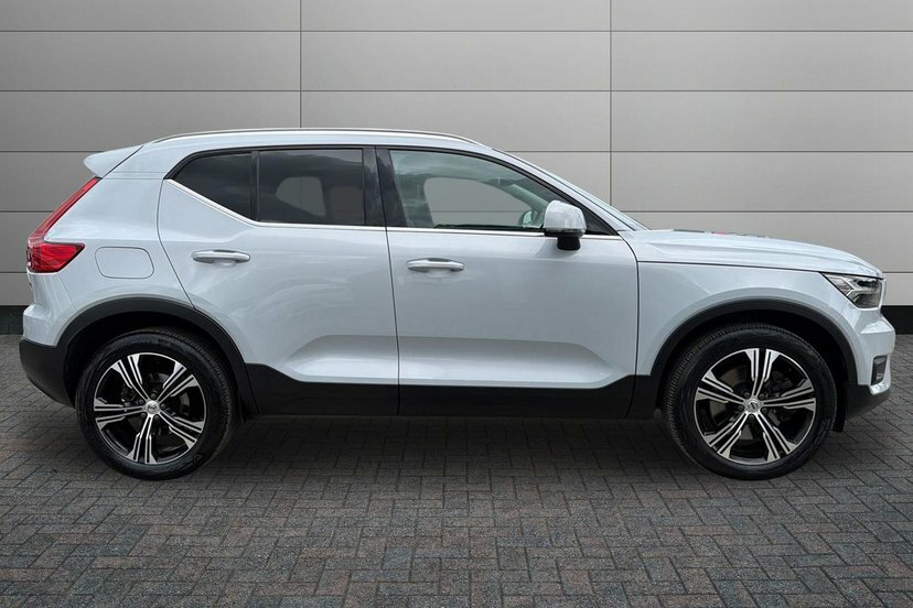 Volvo XC40 1.5H T5 Twin Engine Recharge 10.7Kwh Inscription P CF21WRX Silver #4