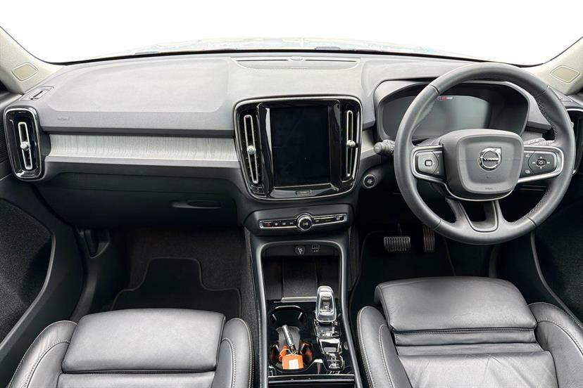 Volvo XC40 1.5 T5 Recharge Phev Inscription Pro Silver #6