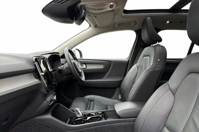 Volvo XC40 1.5H T5 Twin Engine Recharge 10.7Kwh Inscription P CF21WRX Silver #2