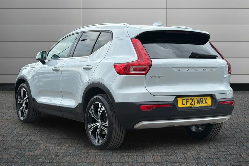 Volvo XC40 1.5H T5 Twin Engine Recharge 10.7Kwh Inscription P CF21WRX Silver #3
