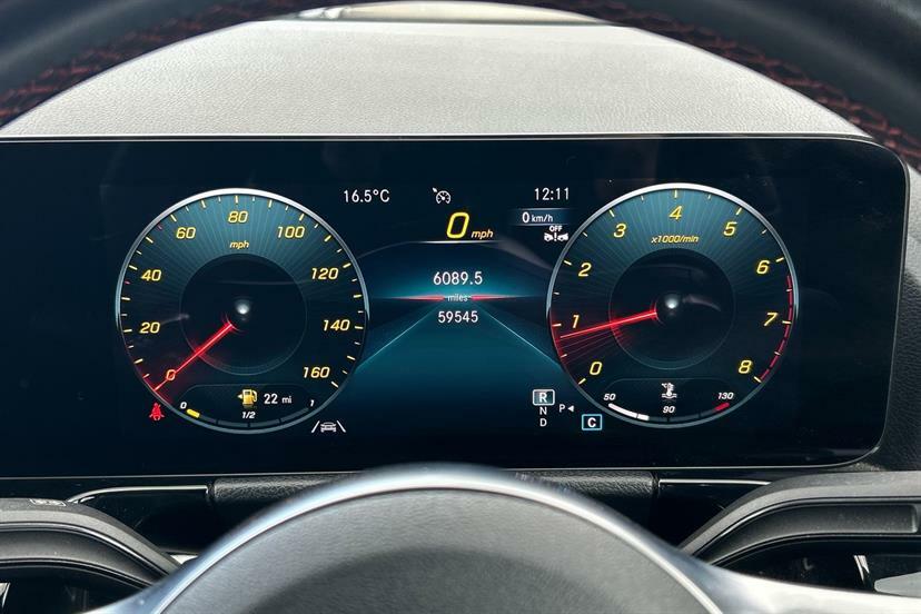 Mercedes-Benz GLA Class 200 Amg Line Premium Grey #5