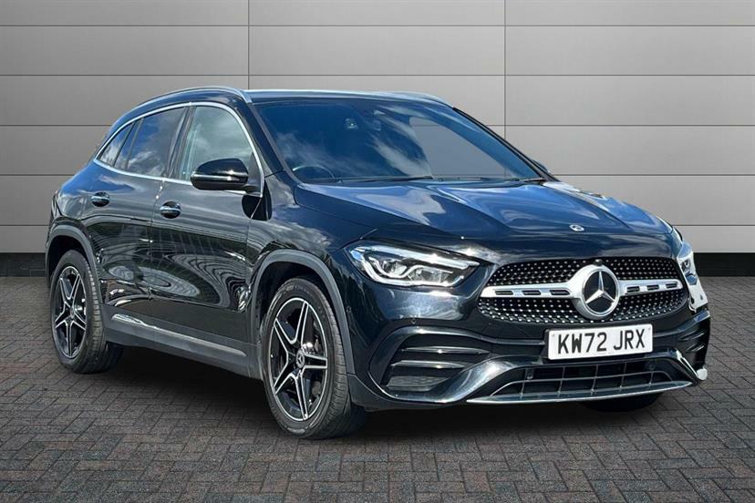 Mercedes-Benz GLA Class 200 Amg Line Premium Black