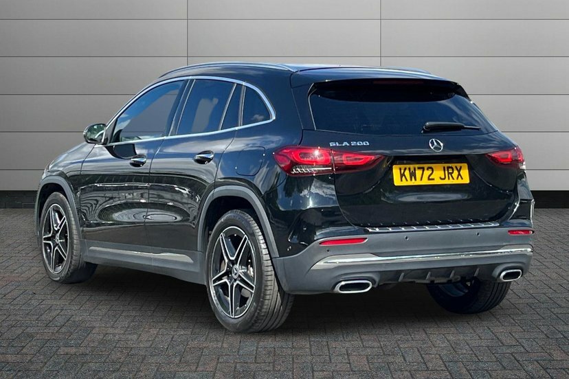 Mercedes-Benz GLA Class Gla200 Amg Line Premium KW72JRX Black #2