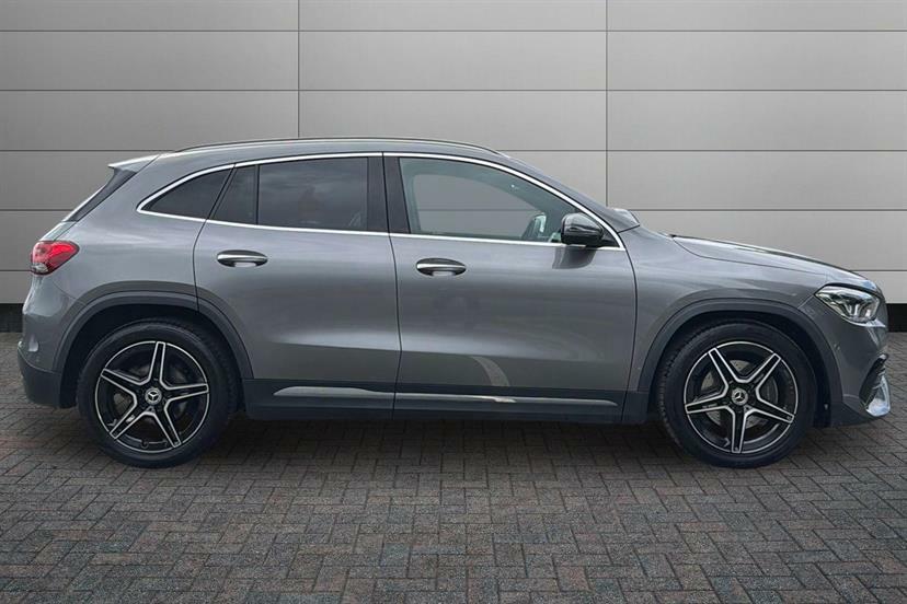 Mercedes-Benz GLA Class 200 Amg Line Premium Grey #3