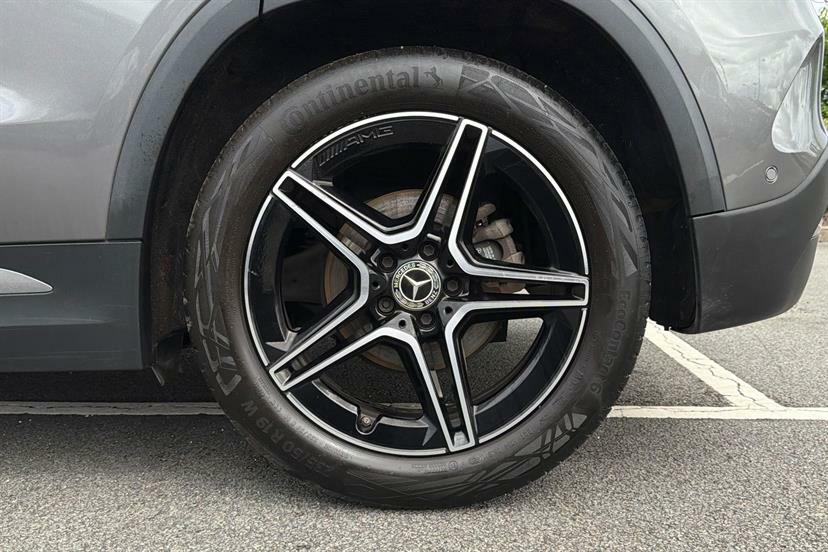 Mercedes-Benz GLA Class 200 Amg Line Premium Grey #4