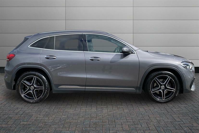 Mercedes-Benz GLA Class 200 Amg Line Premium Grey #2