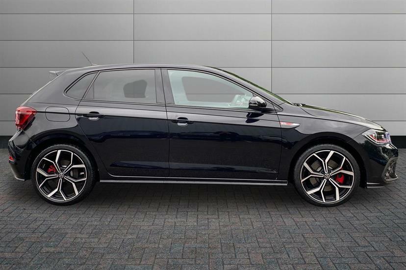 Volkswagen Polo 2.0 Tsi Gti Dsg Black #4