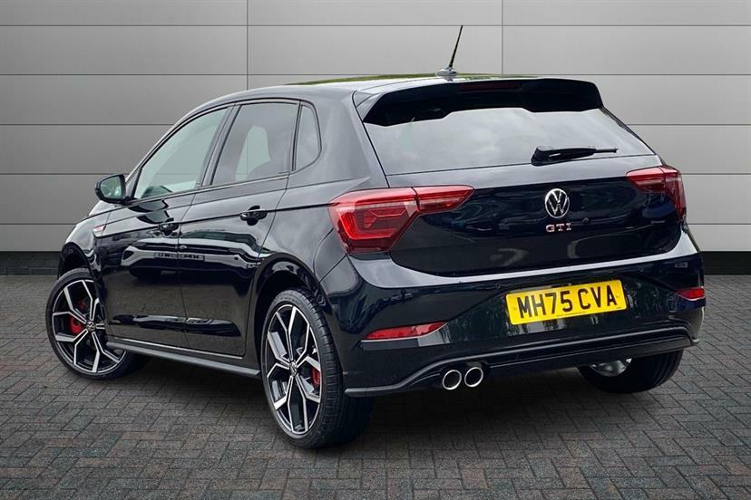 Volkswagen Polo 2.0 Tsi Gti Dsg Black #3