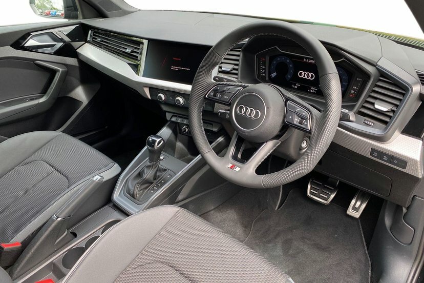 Audi A1 1.5 Tfsi 35 S Line Sportback S Tronic DE26YRG Black #6