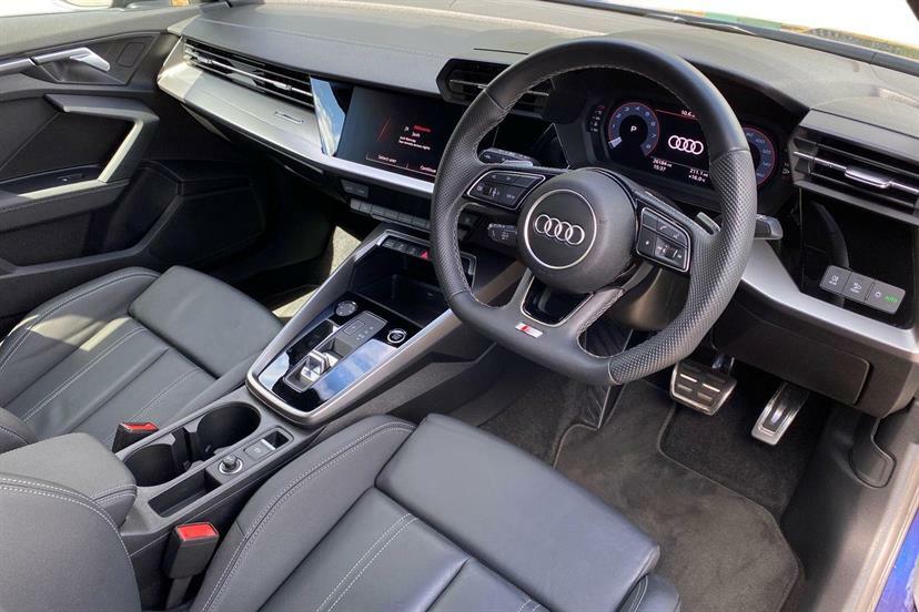 Audi A3 35 Tfsi Black Edition S Tronic Blue #6