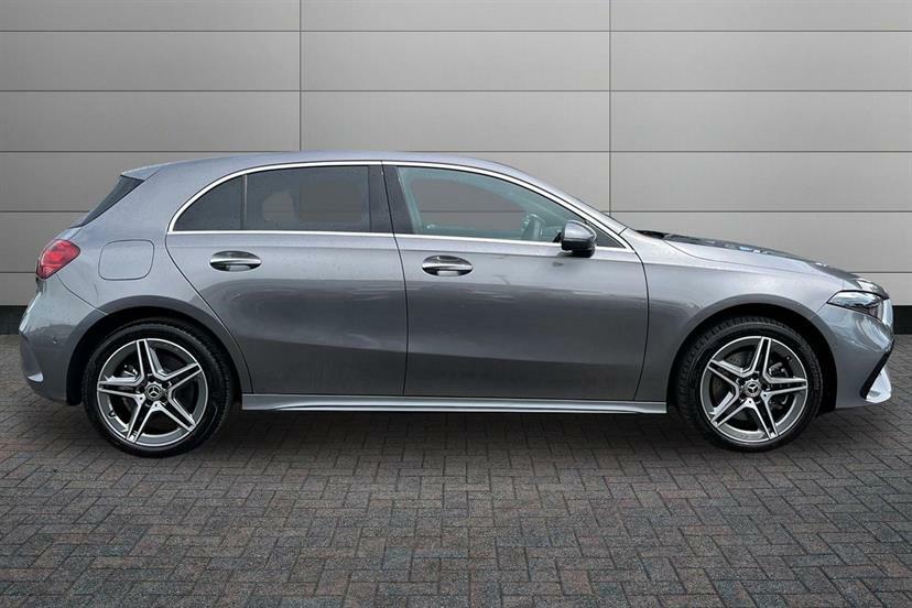 Mercedes-Benz A Class A200 Amg Line Executive Black #3