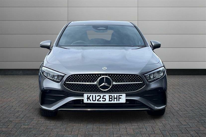 Mercedes-Benz A Class A200 Amg Line Executive Black #11