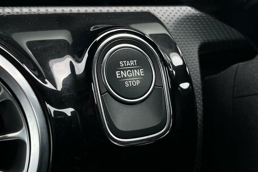 Mercedes-Benz A Class A200 Amg Line Executive Black #37
