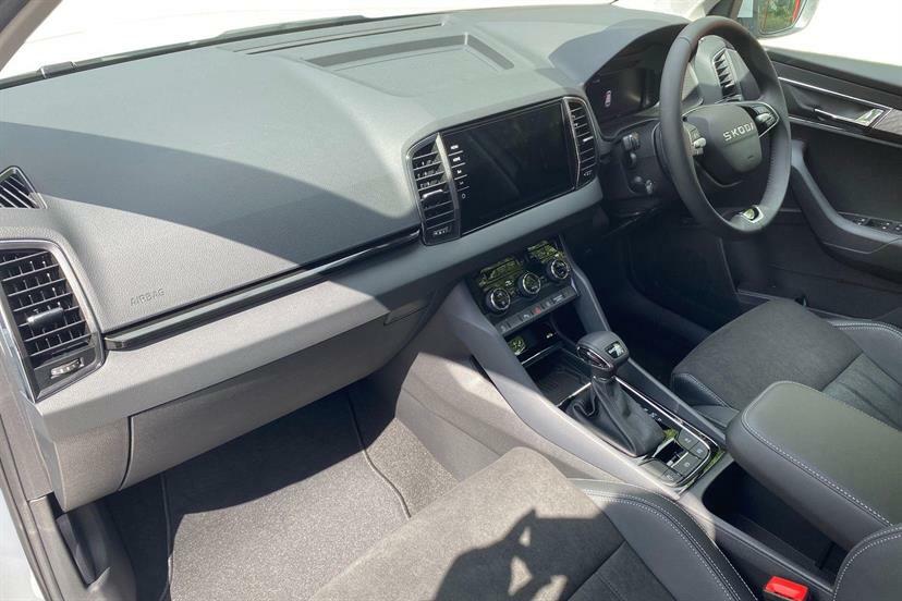 Skoda Karoq 1.5 Tsi Se L Edition Dsg White #2