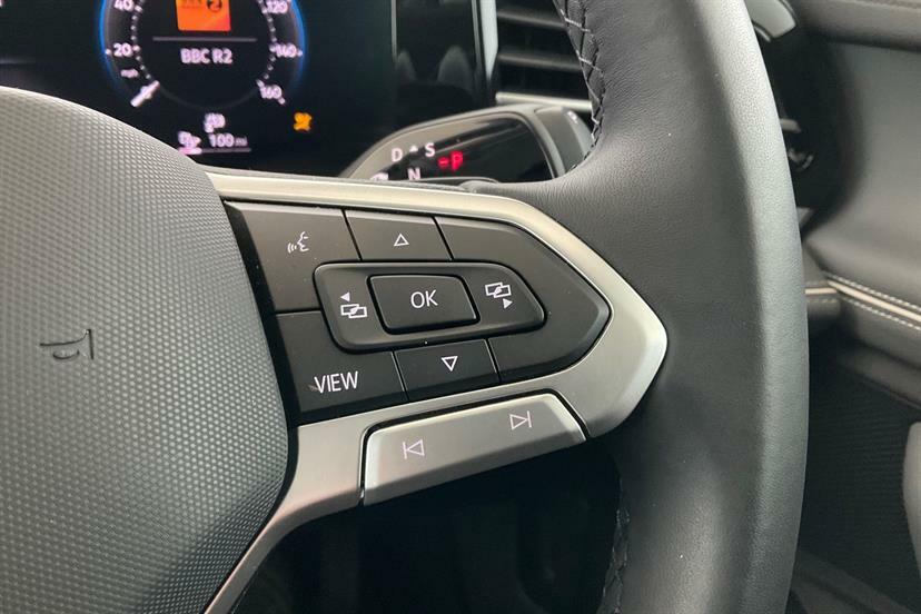 Volkswagen Passat R-line Black #20